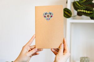 Sešit A5 – Folklórní Srdce bílé (nelinkovaný)
